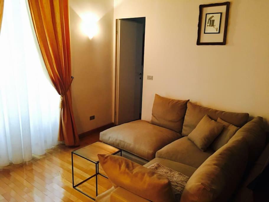 Suite Milan Luaran gambar