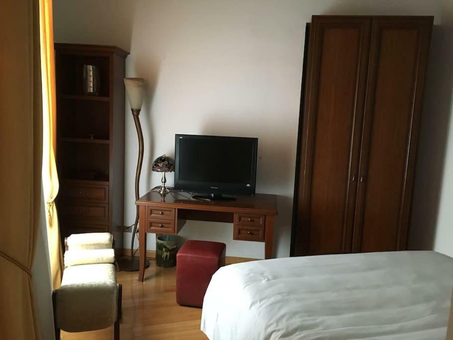Suite Milan Luaran gambar